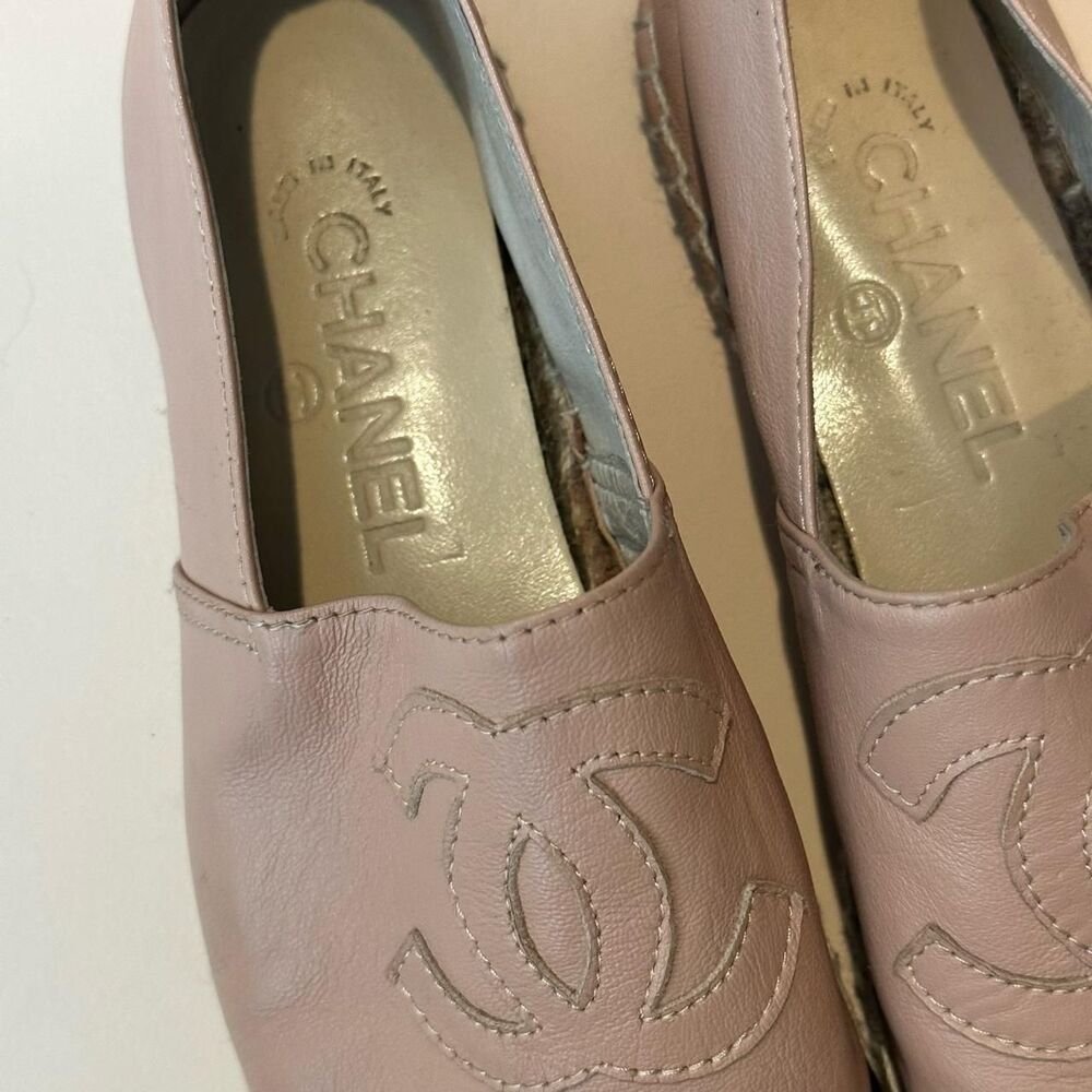 Chanel Women's Pink and Black Ballet-shoes - Picture 2 of 4